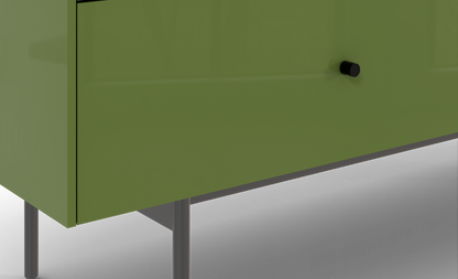 Loth Dresser